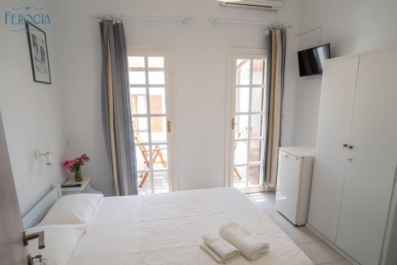Ferogia Hotel Skyros Exterior photo